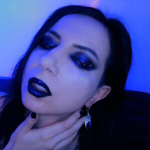 MoonConjured Milf webcam from Canada