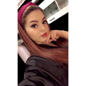 naughtyluna featured webcam