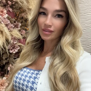 Spicyqueeen87 featured webcam