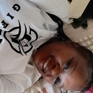 VioletcageZA Milf webcam from South Africa